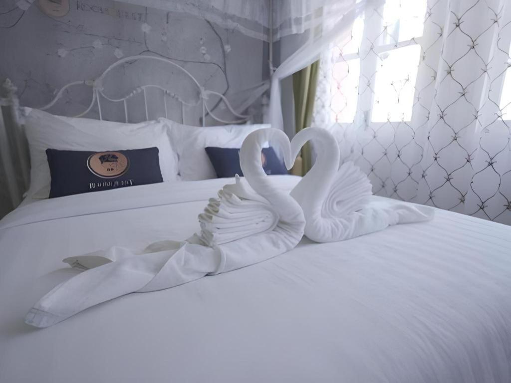 2499 Heritage Chinatown Bangkok Hotel By Roomquest Exteriör bild